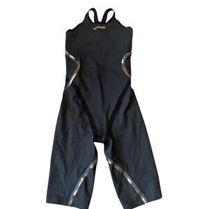 FINIS Rival 2.0 Tech Suit Womens Size 24 Black Open Back Kneeskin Swimsuit